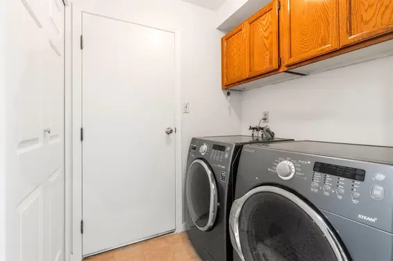 865 Ruckle Court, North Vancouver For Sale - image 3