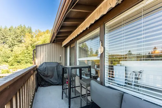 1039 Old Lillooet Road, North Vancouver For Sale - image 17