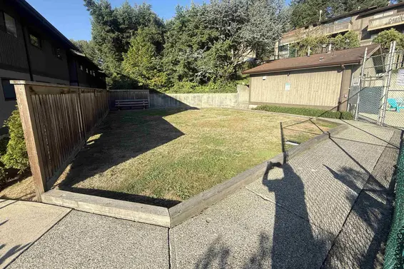 1039 Old Lillooet Road, North Vancouver For Sale - image 23