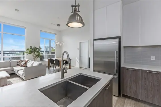 403 615 East 3rd Street, North Vancouver For Sale - image 7