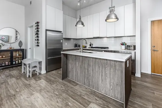 403 615 East 3rd Street, North Vancouver For Sale - image 8