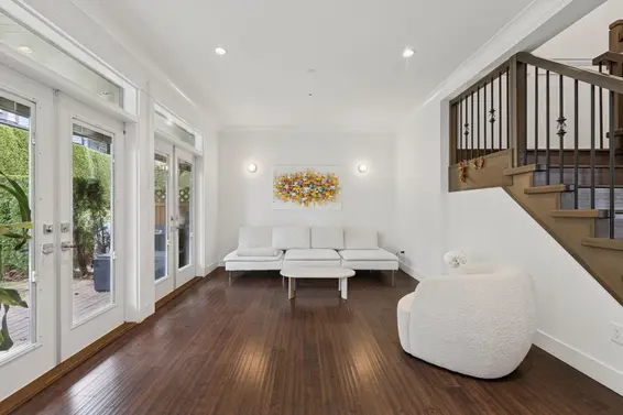 4 651 West 14th St, North Vancouver For Sale - image 9