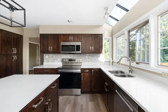 5162 Alderfeild Place, West Vancouver For Sale - image 12