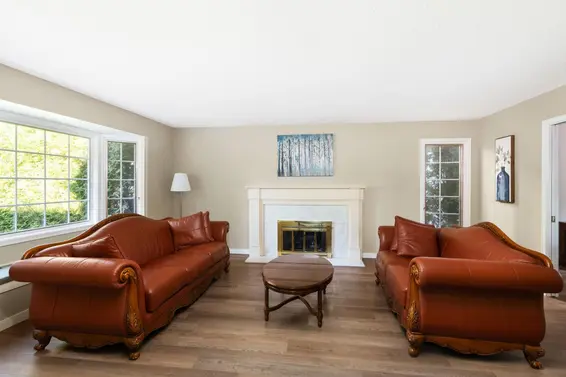 5162 Alderfeild Place, West Vancouver For Sale - image 6