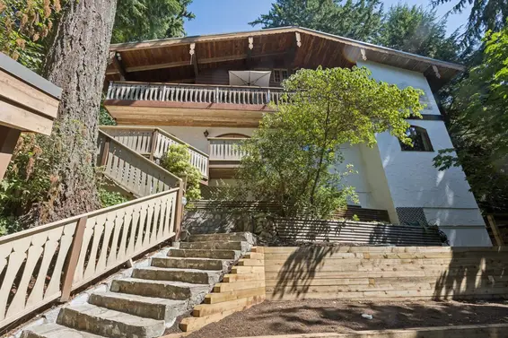 295 Bayview Road, Lions Bay For Sale - image 1