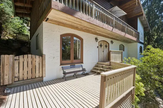 295 Bayview Road, Lions Bay For Sale - image 2