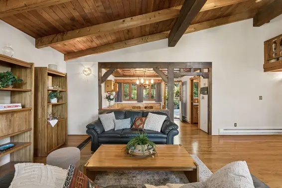 295 Bayview Road, Lions Bay For Sale - image 7