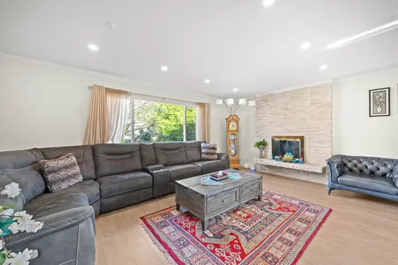 2333 Kirkstone Road, North Vancouver For Sale - image 5
