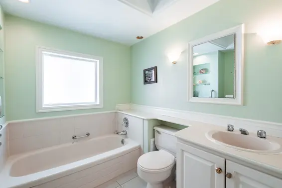 2240 Gordon Avenue, West Vancouver For Sale - image 17