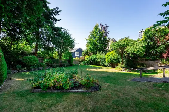 2240 Gordon Avenue, West Vancouver For Sale - image 27
