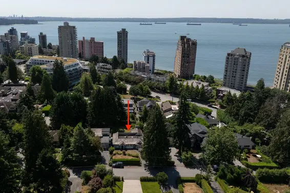 2240 Gordon Avenue, West Vancouver For Sale - image 32