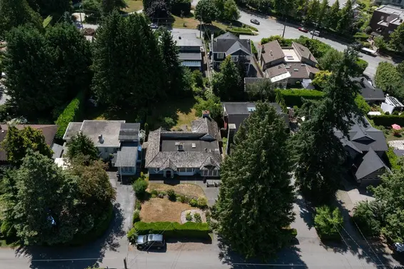 2240 Gordon Avenue, West Vancouver For Sale - image 35