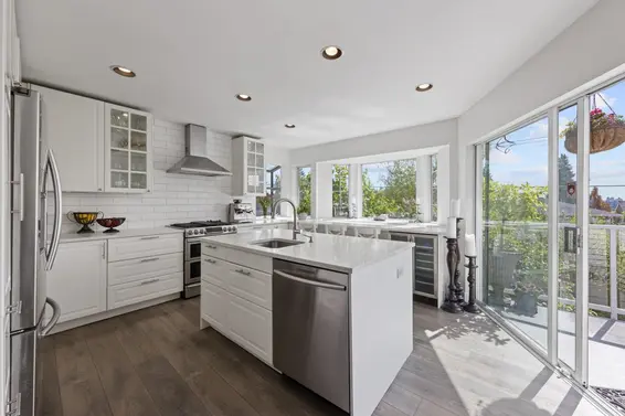 269B West 6Th Street, North Vancouver