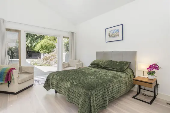 5770 Primrose Place, West Vancouver For Sale - image 15