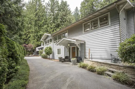 5770 Primrose Place, West Vancouver For Sale - image 2
