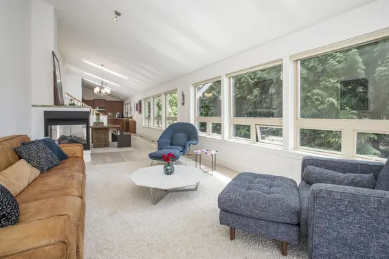 5770 Primrose Place, West Vancouver For Sale - image 8