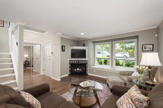 279 East 5th Street, North Vancouver For Sale - image 3