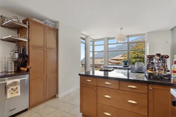 8601 Seascape Place, West Vancouver For Sale - image 13
