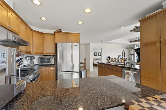 8601 Seascape Place, West Vancouver For Sale - image 15