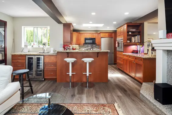 195 Isleview Place, LIONS BAY For Sale - image 15