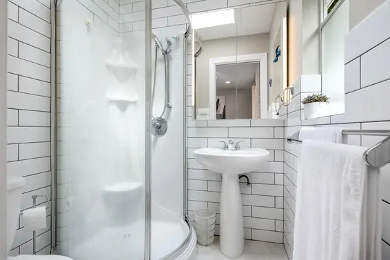 195 Isleview Place, LIONS BAY For Sale - image 22