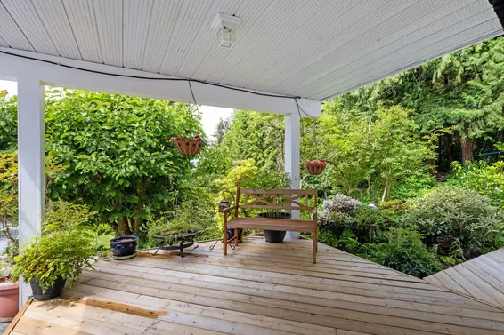 195 Isleview Place, LIONS BAY For Sale - image 3