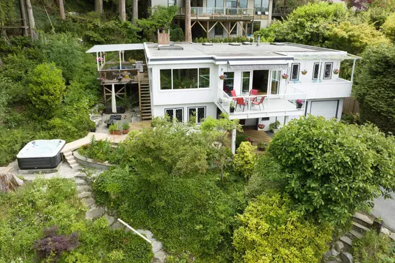 195 Isleview Place, LIONS BAY For Sale - image 34
