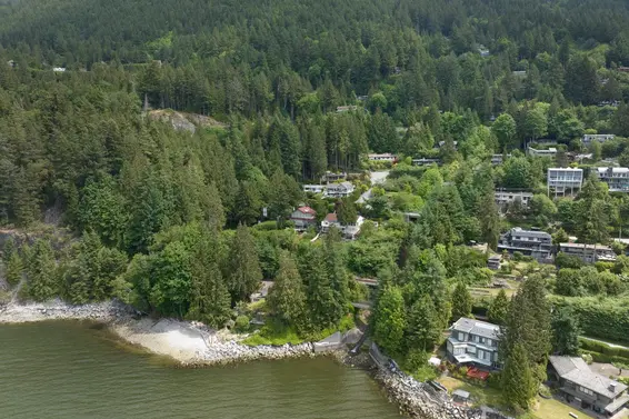 195 Isleview Place, LIONS BAY For Sale - image 38