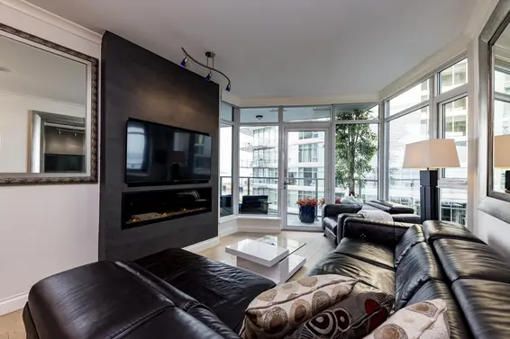 303 199 Victory Ship Way, North Vancouver For Sale - image 6