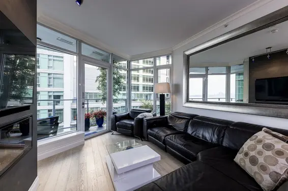 303 199 Victory Ship Way, North Vancouver For Sale - image 7