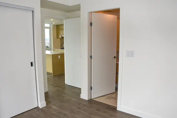 1702 200 Klahanie Court, West Vancouver For Sale - image 8