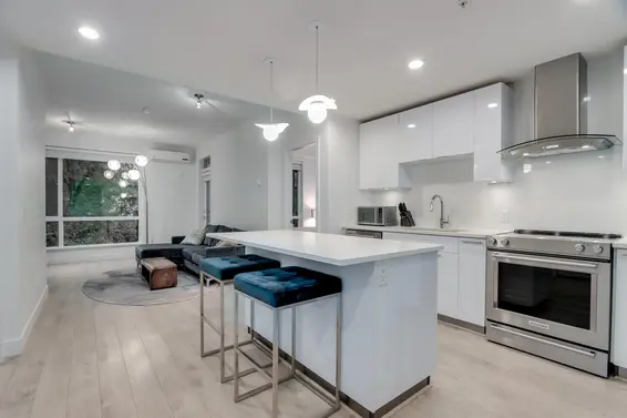 528 723 West 3rd Street, North Vancouver For Sale - image 7