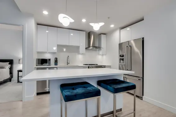 528 723 West 3rd Street, North Vancouver For Sale - image 9