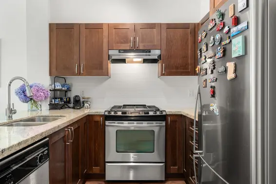 204 1111 East 27th Street, North Vancouver For Sale - image 18