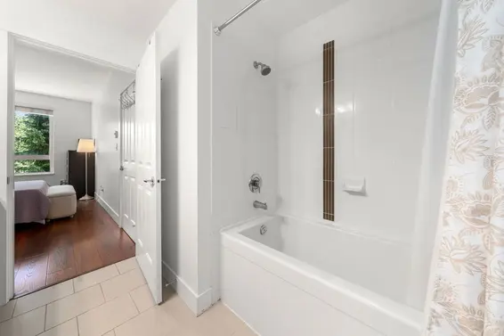 204 1111 East 27th Street, North Vancouver For Sale - image 28