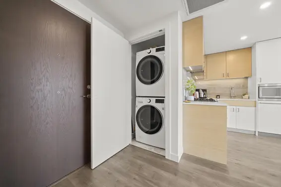 1003 200 Klahanie Court, West Vancouver For Sale - image 17