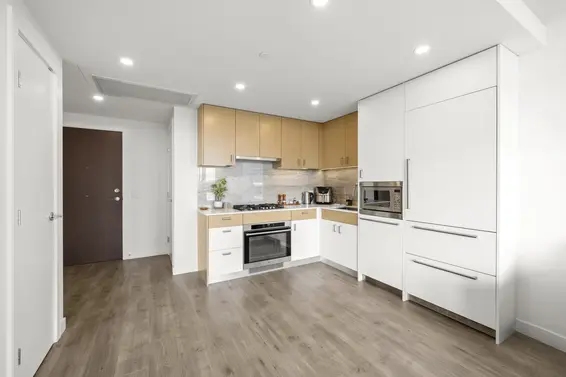 1003 200 Klahanie Court, West Vancouver For Sale - image 6