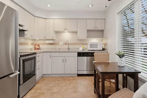 1558 Bowser Avenue, North Vancouver For Sale - image 13