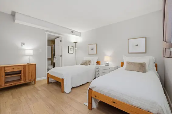 1558 Bowser Avenue, North Vancouver For Sale - image 30