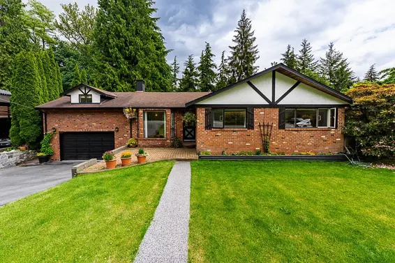 1796 Appin Road, North Vancouver