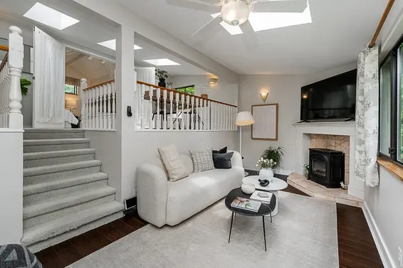 1796 Appin Road, North Vancouver For Sale - image 9
