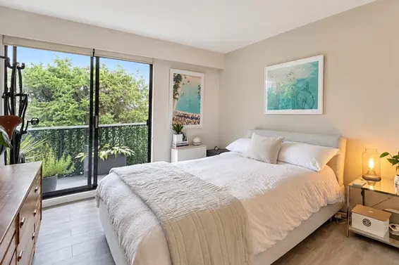 204 1610 Chesterfield Avenue, North Vancouver For Sale - image 17