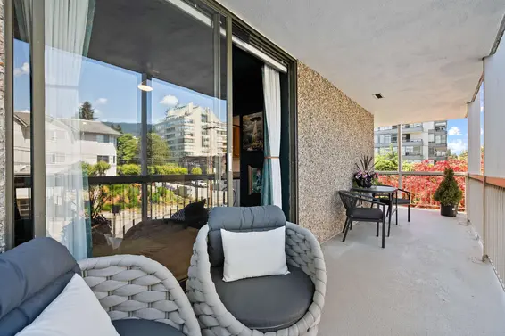 203 1390 Duchess Avenue, West Vancouver For Sale - image 36