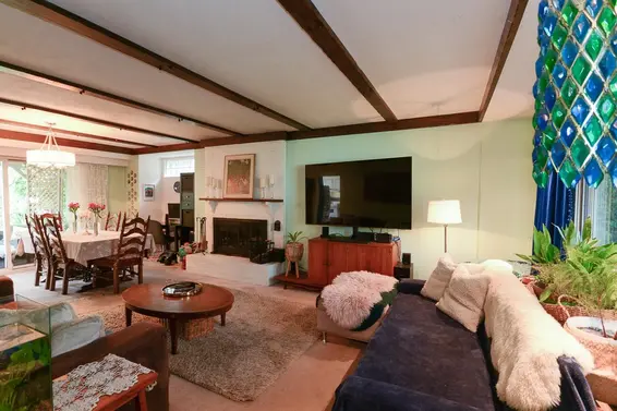 1733 Ross Road, North Vancouver For Sale - image 10