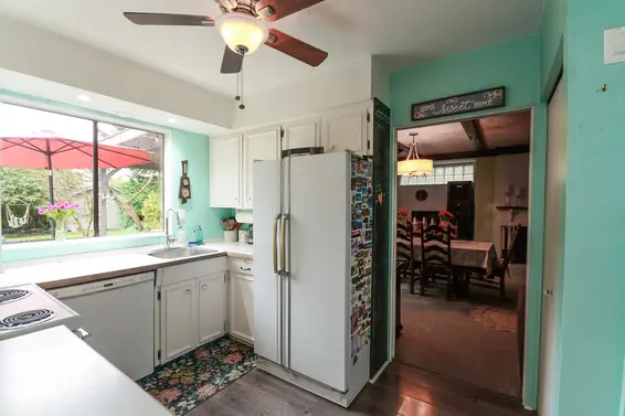 1733 Ross Road, North Vancouver For Sale - image 11