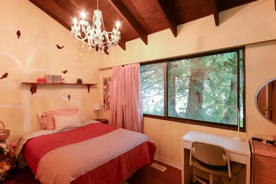 1733 Ross Road, North Vancouver For Sale - image 14