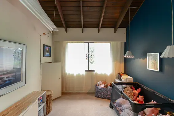 1733 Ross Road, North Vancouver For Sale - image 19