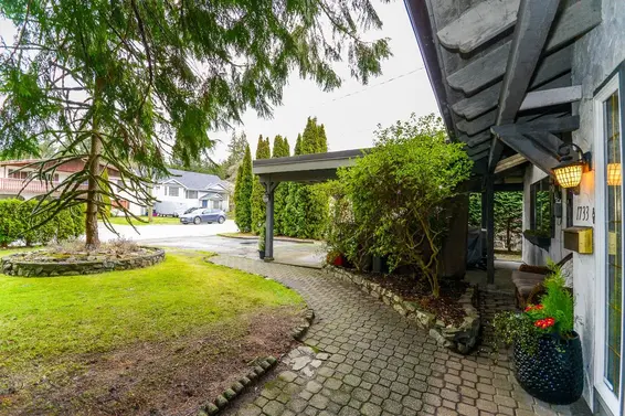 1733 Ross Road, North Vancouver For Sale - image 3