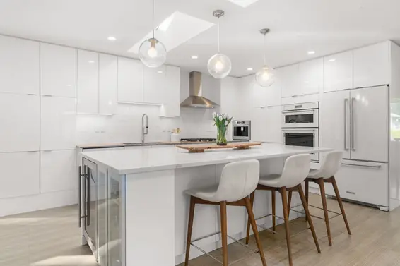 2289 Whitman Avenue, North Vancouver For Sale - image 12