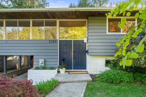 2289 Whitman Avenue, North Vancouver For Sale - image 2